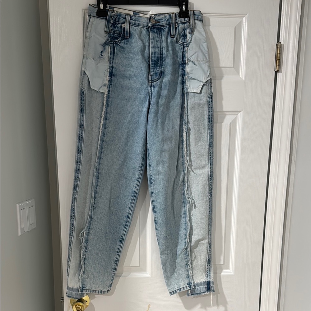 Frame Denim High Rise Blue Jeans with Subtle Distressing